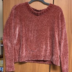 Nude pink sweater // cropped